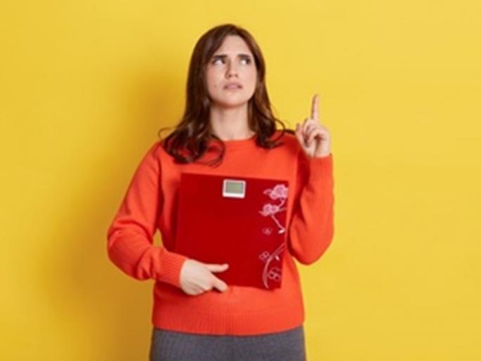 How do you know that you are gaining weight? check these symptoms. What is the solution to not gain weight? | आपलं वजन वाढतं आहे हे वेळीच कसं ओळखाल? वजन वाढूच नये म्हणून काय उपाय?