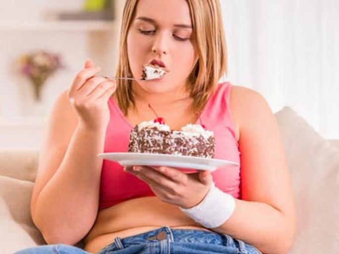 Not sugar or carbohydrates but more fats make you fat - Study | वजन वाढण्याचं हे मुख्य कारण तुम्हाला माहीत आहे का? Not sugar or carbohydrates but more fats make you fat - Study | वजन वाढण्याचं हे मुख्य कारण तुम्हाला माहीत आहे का?
