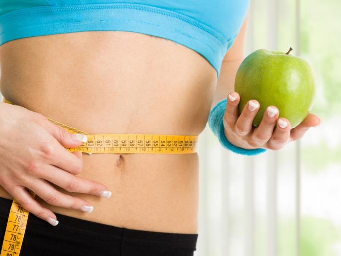 Confusion between fruits are really beneficial for weight loss or not? Experts says need to understand connection between fruits and weight loss scientifically. | वजन कमी करण्यासाठी फळं खाल्ली पण झालं उलटं, वाढलं वजन? तज्ज्ञ सांगतात कारण..