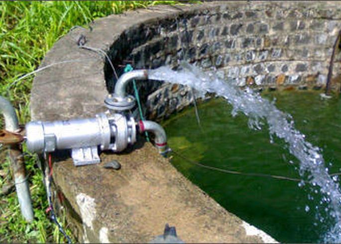 178 well-bore acquisitions for 148 villages of water scarcity! | पाणीटंचाईग्रस्त १४८ गावांसाठी १७८ विहीर-बोअरचे अधिग्रहण!