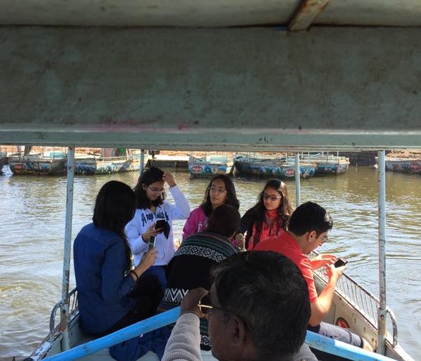 Mahabaleshwar @ 13, the rainy season of Maharashtra was thundered, the temperature of Venna Lake area decreased by another 5 degrees | महाबळेश्वर @ १३, महाराष्ट्राचे नंदनवन थंडीने गारठले, वेण्णा तलाव परिसराचे तापमान आणखीन ५ अंशांनी कमी Mahabaleshwar @ 13, the rainy season of Maharashtra was thundered, the temperature of Venna Lake area decreased by another 5 degrees | महाबळेश्वर @ १३, महाराष्ट्राचे नंदनवन थंडीने गारठले, वेण्णा तलाव परिसराचे तापमान आणखीन ५ अंशांनी कमी