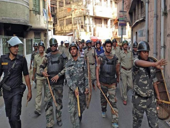 Two people were killed and three injured in West Bengal violence | पश्चिम बंगालमध्ये हिंसाचारात दोन जणांचा मृत्यू, तीन जखमी Two people were killed and three injured in West Bengal violence | पश्चिम बंगालमध्ये हिंसाचारात दोन जणांचा मृत्यू, तीन जखमी