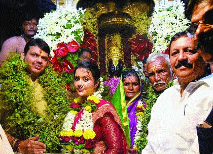 i will do next year Mahapooja of Vitthalal too | पुढील वर्षीही माझ्याच हस्ते विठ्ठलाची महापूजा i will do next year Mahapooja of Vitthalal too | पुढील वर्षीही माझ्याच हस्ते विठ्ठलाची महापूजा