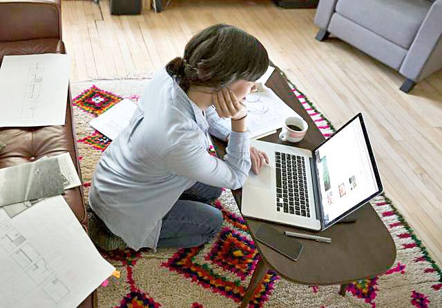 coronavirus: how to deal with work from home? | coronavirus : work from homeने चिडचिडला आहात ? काम संपतच नाही ?- हे घ्या  उपाय  coronavirus: how to deal with work from home? | coronavirus : work from homeने चिडचिडला आहात ? काम संपतच नाही ?- हे घ्या  उपाय