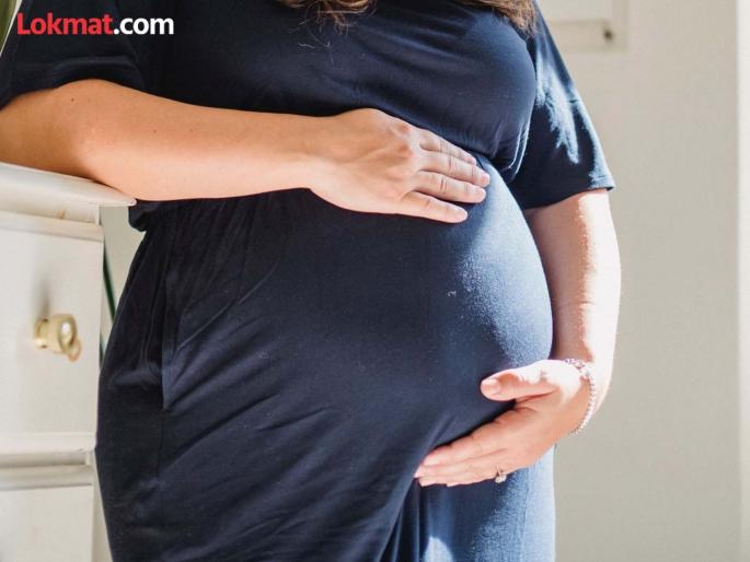 Chennai women give birth to child using Whatsapp group | डॉक्टरकडे न जाता Whatsapp ग्रुपच्या माहितीद्वारे घरीच केली पत्नीची डिलेव्हरी आणि मग... Chennai women give birth to child using Whatsapp group | डॉक्टरकडे न जाता Whatsapp ग्रुपच्या माहितीद्वारे घरीच केली पत्नीची डिलेव्हरी आणि मग...