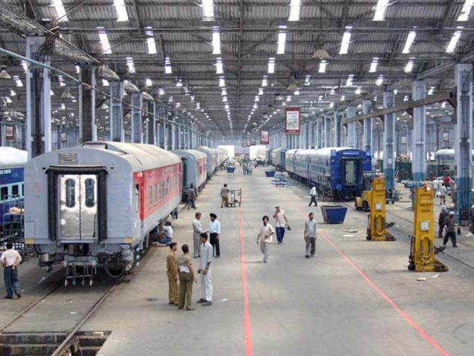Latur Rail Factory | लातूर रेल्वे कारखाना...शेतकरी आत्महत्यांवरही ठरू शकतो उपाय...पण रोजगार भूमिपुत्रांनाच मिळावा! Latur Rail Factory | लातूर रेल्वे कारखाना...शेतकरी आत्महत्यांवरही ठरू शकतो उपाय...पण रोजगार भूमिपुत्रांनाच मिळावा!