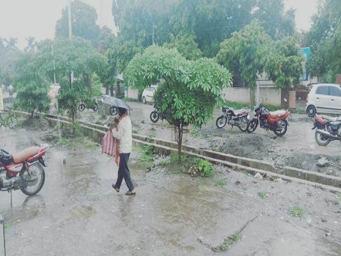 Rainfall increased in Parbhani district | परभणी जिल्ह्यात पावसाचा जोर वाढला