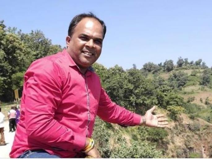 Congress worker's murder as he posted a post on Facebook | फेसबुकवर पोस्ट टाकली म्हणून काँग्रेस कार्यकर्त्याचा खून Congress worker's murder as he posted a post on Facebook | फेसबुकवर पोस्ट टाकली म्हणून काँग्रेस कार्यकर्त्याचा खून