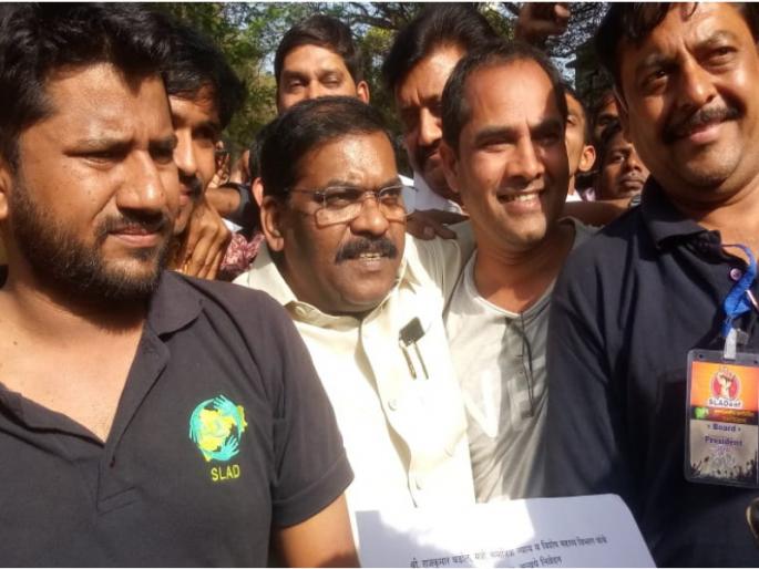 The demands of the deaf students are aprroved ; The meeting will be held on 28th with the Chief Minister | कर्णबधिर विद्यार्थ्यांच्या मागण्या मान्य ; 28 तारखेला मुख्यमंत्र्यांसोबत होणार बैठक