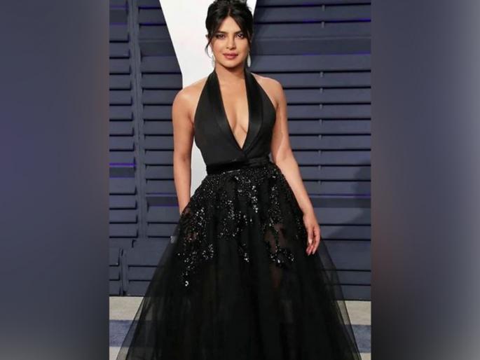 Priyanka chopra signs one more bollywood movie | प्रियंका चोप्राने साईन केला बॉलिवूडचा आणखी एक सिनेमा! Priyanka chopra signs one more bollywood movie | प्रियंका चोप्राने साईन केला बॉलिवूडचा आणखी एक सिनेमा!