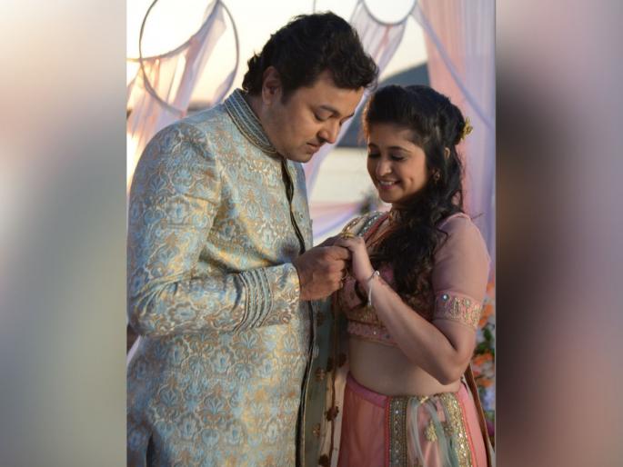 Isha and vikrant will celebrate their first holi | इशा आणि विक्रांत अशी साजरी करणार लग्नानंतरची पहिली होळी Isha and vikrant will celebrate their first holi | इशा आणि विक्रांत अशी साजरी करणार लग्नानंतरची पहिली होळी