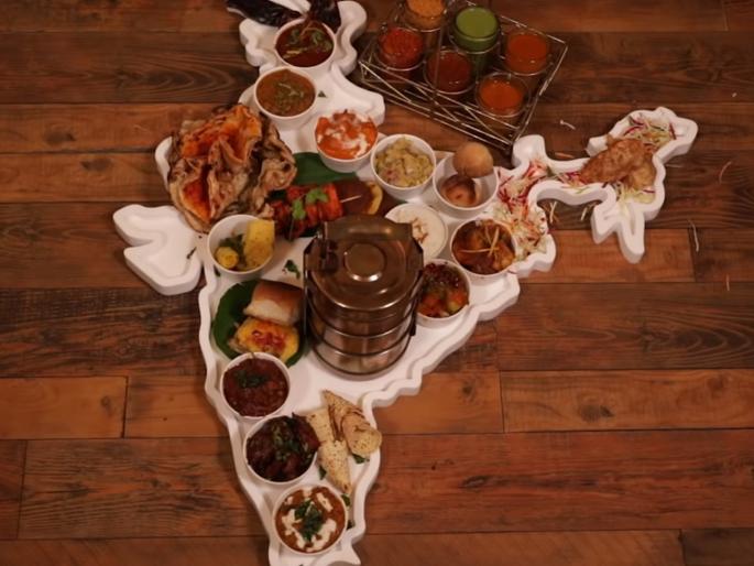 Lok Sabha Election 2019 enjoy the chaukidar paratha in the election season in connaught place | चौकीदार पराठ्यासोबत भारतीय नकाशाच्या आकाराची थाळी निवडणुकीच्या पंगतीला Lok Sabha Election 2019 enjoy the chaukidar paratha in the election season in connaught place | चौकीदार पराठ्यासोबत भारतीय नकाशाच्या आकाराची थाळी निवडणुकीच्या पंगतीला