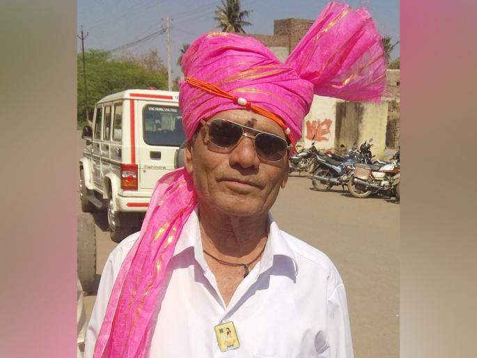 The death of the man falls into open gutter in Indapur city | इंदापूर शहरातील उघड्या गटारात पडून वृद्धाचा मृत्यू The death of the man falls into open gutter in Indapur city | इंदापूर शहरातील उघड्या गटारात पडून वृद्धाचा मृत्यू