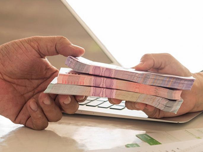 Bribery Shivsena corporator arrested by ACB | शिवसेनेच्या लाचखोर नगरसेवकाला एसीबीने केली अटक 