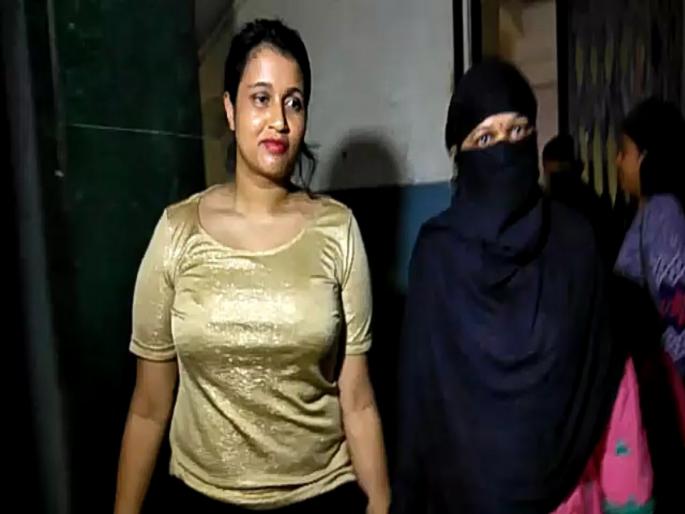 she came from swiden to meet her mother ; but she met her sister | दैवाचा असाही खेळ ! स्वीडनवरुन आली आईच्या शाेधात भेटली बहिणीला she came from swiden to meet her mother ; but she met her sister | दैवाचा असाही खेळ ! स्वीडनवरुन आली आईच्या शाेधात भेटली बहिणीला