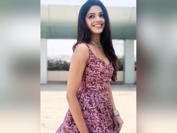 Pooja sawant looks glamorous in her photo | पूजा सावंतचा बोल्ड अंदाज पाहून तुम्हीही व्हाल घायाळ, फोटोवर कमेंट्स आणि लाईक्सचा वर्षाव Pooja sawant looks glamorous in her photo | पूजा सावंतचा बोल्ड अंदाज पाहून तुम्हीही व्हाल घायाळ, फोटोवर कमेंट्स आणि लाईक्सचा वर्षाव