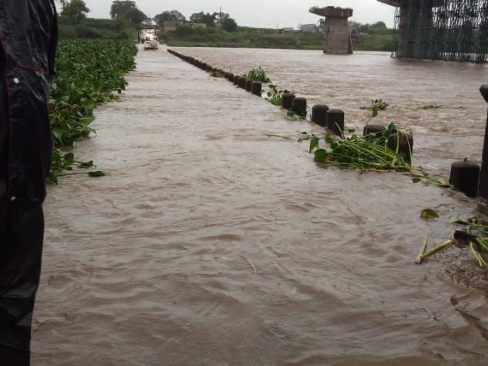Maharashtra Rain Live Updates : Mumbai Train, Railway, Road traffic disrupted due to rain | Maharashtra Rain Live Updates : कोल्हापुरात मुसळधार पाऊस; राजाराम बंधारा पाण्याखाली Maharashtra Rain Live Updates : Mumbai Train, Railway, Road traffic disrupted due to rain | Maharashtra Rain Live Updates : कोल्हापुरात मुसळधार पाऊस; राजाराम बंधारा पाण्याखाली