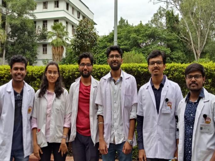 National Doctors Day: we are also a human being ; says doctors | National Doctors Day : आम्हाला देव नाही तर माणूस म्हणून बघा ; डाॅक्टरांच्या भावना National Doctors Day: we are also a human being ; says doctors | National Doctors Day : आम्हाला देव नाही तर माणूस म्हणून बघा ; डाॅक्टरांच्या भावना