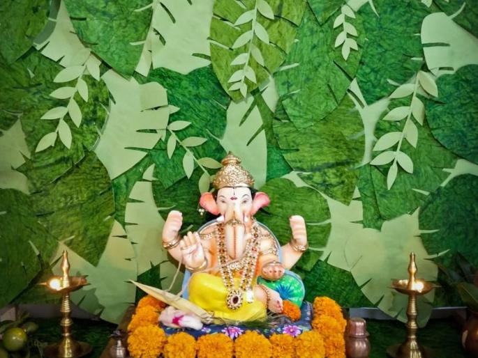 To save the forest of Aare decoration theme in Ganpati Festival | आरेचं जंगल वाचवण्यासाठी आता गणपतीच्या देखाव्यातून समाज प्रबोधन