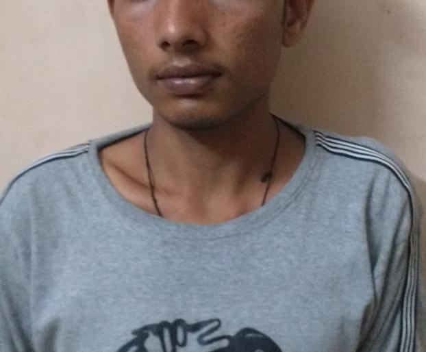 Mobile phone removed from Ramnagar house | रामनगर येथील घरातून मोबाईल लांबविला Mobile phone removed from Ramnagar house | रामनगर येथील घरातून मोबाईल लांबविला