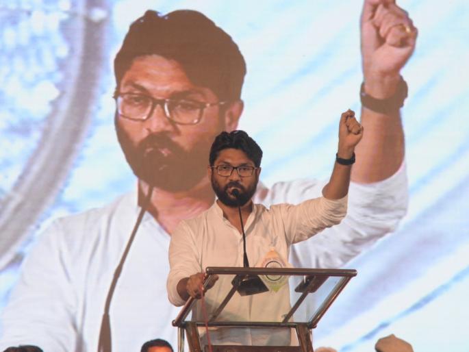 'We could not stop the BJP in Gujarat. But in Maharashtra, you stop Says Jignesh Mevani | 'भाजपाला गुजरातेत आम्ही रोखू शकलो नाहीत. मात्र महाराष्ट्रात तुम्ही रोखा' 'We could not stop the BJP in Gujarat. But in Maharashtra, you stop Says Jignesh Mevani | 'भाजपाला गुजरातेत आम्ही रोखू शकलो नाहीत. मात्र महाराष्ट्रात तुम्ही रोखा'