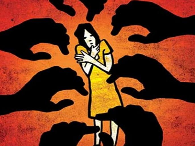 Shame! Gangrape on 16 yrs old girl and shoot video in mobile, viral widely | लज्जास्पद! अल्पवयीन मुलीवर नराधमांचा सामूहिक बलात्कार अन् व्हिडीओ शूट करून केला व्हायरल Shame! Gangrape on 16 yrs old girl and shoot video in mobile, viral widely | लज्जास्पद! अल्पवयीन मुलीवर नराधमांचा सामूहिक बलात्कार अन् व्हिडीओ शूट करून केला व्हायरल
