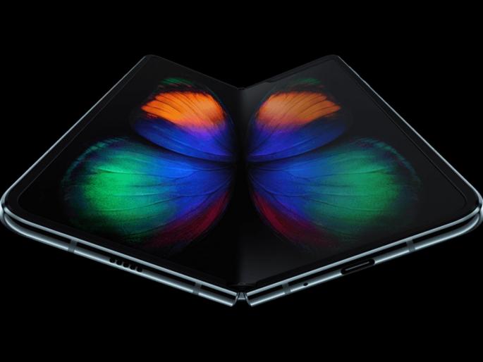 Samsung Galaxy Fold launching in India on October 1 | सॅमसंगचा Galaxy Fold लवकरच भारतात होणार लाँच; जाणून घ्या फीचर्स Samsung Galaxy Fold launching in India on October 1 | सॅमसंगचा Galaxy Fold लवकरच भारतात होणार लाँच; जाणून घ्या फीचर्स