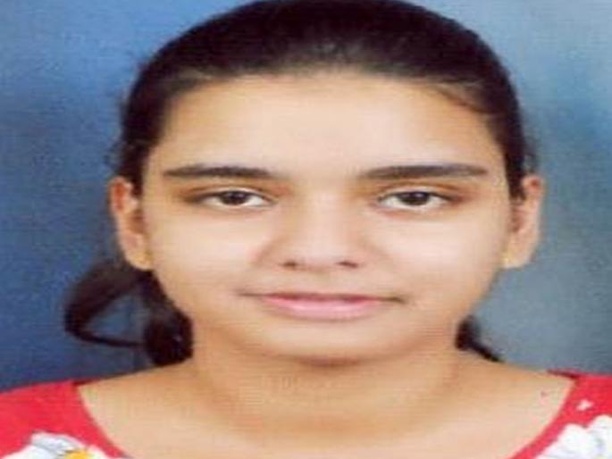 Saudarya Tikhile selection for the state level lawn tennis tournament from Amravati | राज्यस्तरीय लॉन टेनिस स्पर्धेसाठी सौंदर्या तिखिले हिची निवड Saudarya Tikhile selection for the state level lawn tennis tournament from Amravati | राज्यस्तरीय लॉन टेनिस स्पर्धेसाठी सौंदर्या तिखिले हिची निवड