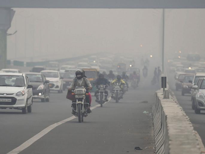 delhi ncr as air quality touches 301 on aqi plunges into very poor category | दिल्ली-एनसीआरमधील हवेची गुणवत्ता खालावली delhi ncr as air quality touches 301 on aqi plunges into very poor category | दिल्ली-एनसीआरमधील हवेची गुणवत्ता खालावली