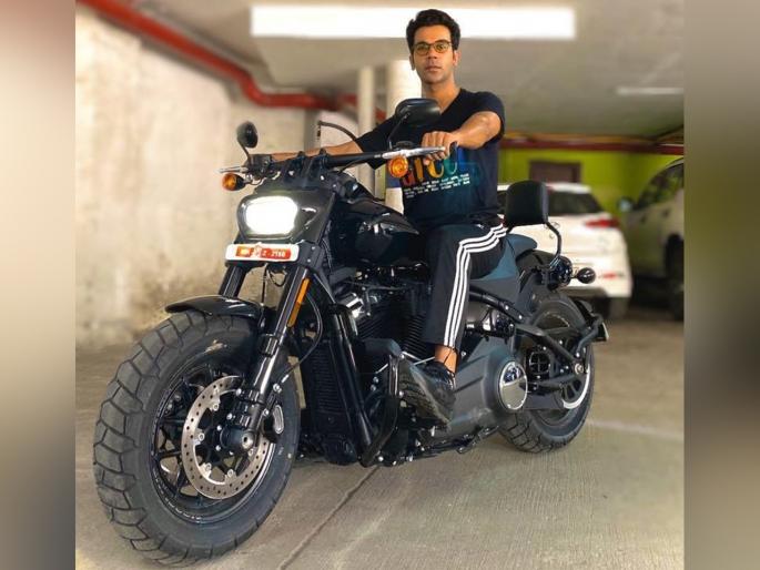 Rajkummar Rao Buys Harley Davidson Fat Bob Worth Rs 14.69 Lakh | राजकुमार रावच्या नव्या बाईकची किंमत ऐकून येईल तुम्हाला भोवळ, वाचा सविस्तर Rajkummar Rao Buys Harley Davidson Fat Bob Worth Rs 14.69 Lakh | राजकुमार रावच्या नव्या बाईकची किंमत ऐकून येईल तुम्हाला भोवळ, वाचा सविस्तर