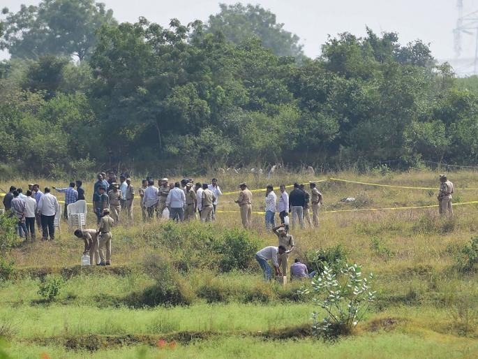 Hyderabad Encounter : Immediately visit on the spot investigation and check the facts; National Human Rights Commission taken serious | Hyderabad Encounter : घटनास्थळाला तातडीने भेट देऊन तथ्य तपासा; राष्ट्रीय मानवाधिकार आयोगाने घेतली गंभीर दाखल Hyderabad Encounter : Immediately visit on the spot investigation and check the facts; National Human Rights Commission taken serious | Hyderabad Encounter : घटनास्थळाला तातडीने भेट देऊन तथ्य तपासा; राष्ट्रीय मानवाधिकार आयोगाने घेतली गंभीर दाखल