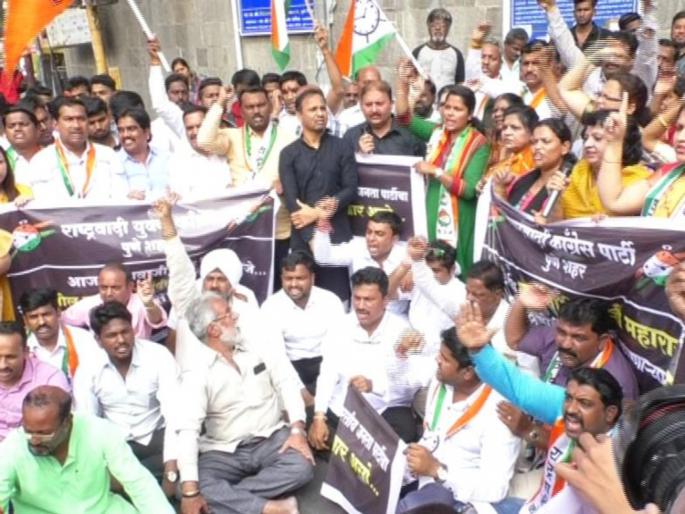 NCP condemns the book comparing Modi with Chatrapati Shivaji Maharaj | माेदींची छत्रपती शिवाजी महाराजांशी तुलना करणाऱ्या पुस्तकाचा राष्ट्रवादीकडून निषेध