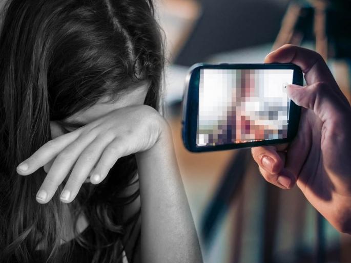 Shocking! Rape on minor niece by threatening to viral objectionable video of aunt | धक्कादायक! मावशीचा आक्षेपार्ह व्हिडीओ व्हायरल करण्याची धमकी देत भाचीवर केला बलात्कार