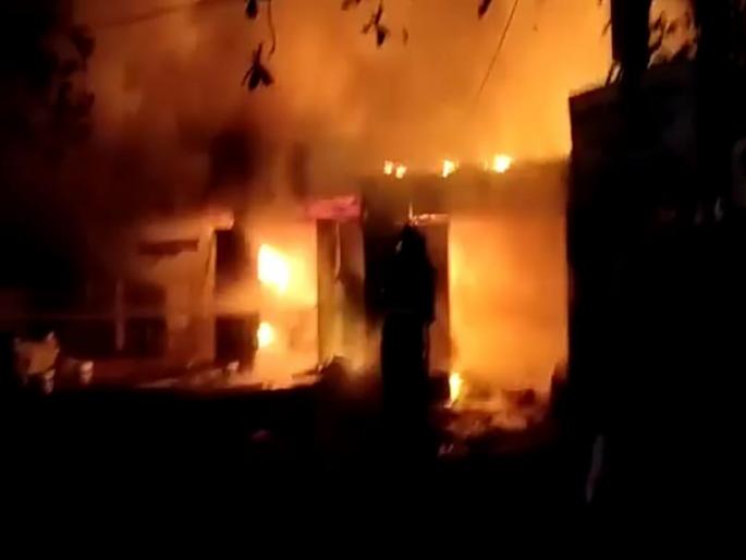 Fire breaks out at the grocery store in Pirangut | पिरंगुट येथील किराणा दुकानाला भीषण आग Fire breaks out at the grocery store in Pirangut | पिरंगुट येथील किराणा दुकानाला भीषण आग