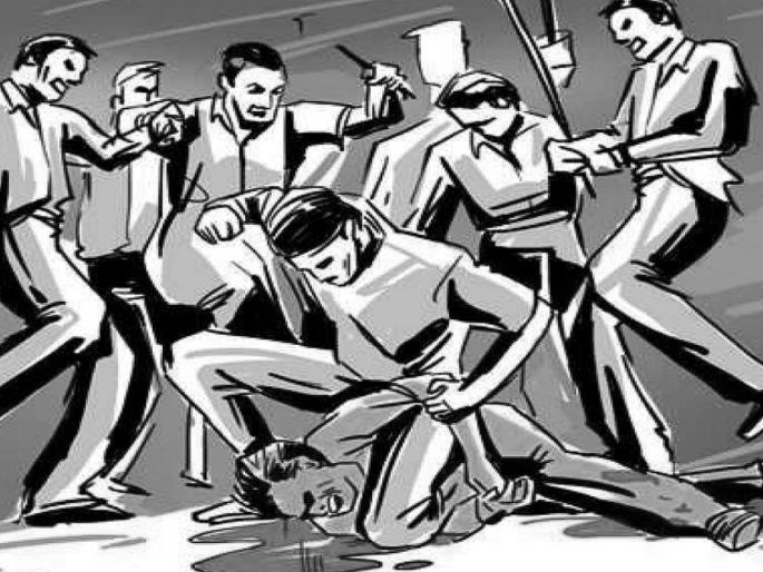 2 rupees proved to be life-threatening, rickshaw-puller murdered | ५ रुपये ठरले जीवघेणे, रिक्षाचालकाची केली निर्घृण हत्या 2 rupees proved to be life-threatening, rickshaw-puller murdered | ५ रुपये ठरले जीवघेणे, रिक्षाचालकाची केली निर्घृण हत्या