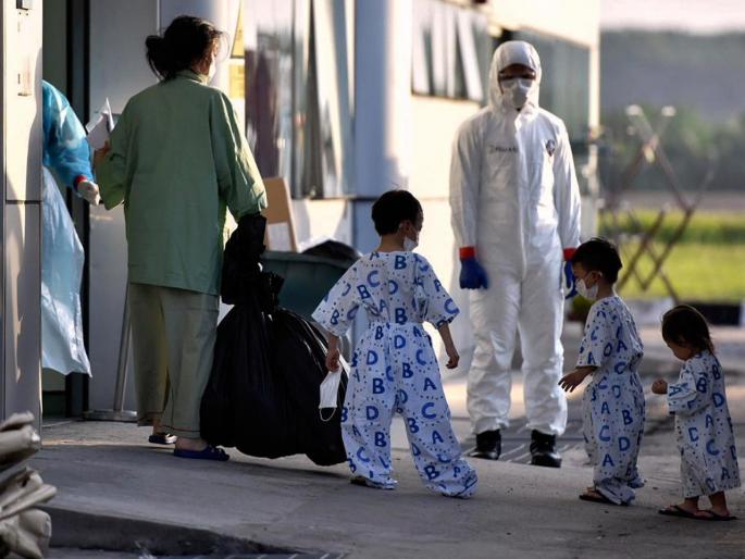 Coronavirus middle east corona havoc iran deputy minister of health hit by corona SSS | China Coronavirus : जगाला 'कोरोना'चा विळखा! आरोग्यमंत्र्यांनाच झाली लागण