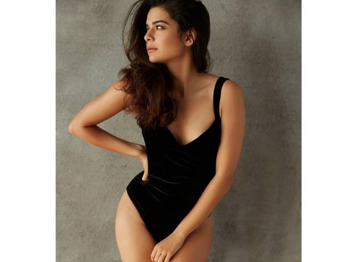 Mithila Palkar share her hot photo on instagram | या मराठी अभिनेत्रीने शेअर केला तिचा सुपरहॉट फोटो, अवघ्या काही तासांतच मिळाले फोटोला 4 लाखाहून अधिक लाईक्स Mithila Palkar share her hot photo on instagram | या मराठी अभिनेत्रीने शेअर केला तिचा सुपरहॉट फोटो, अवघ्या काही तासांतच मिळाले फोटोला 4 लाखाहून अधिक लाईक्स