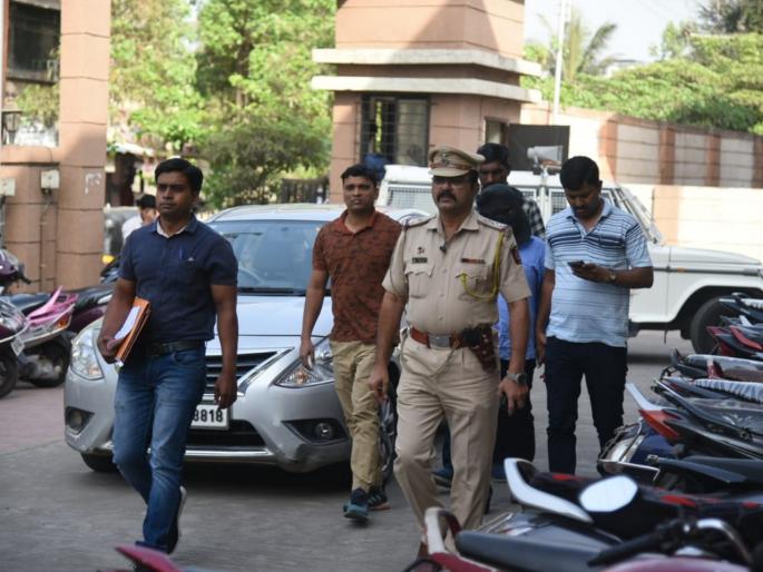 Abducted woman and murdered, accused escapeed from stolen car; arrested by police pda | महिलेचे अपहरण, हत्या करणारा चोरीच्या कारमधून पळाला; जेरबंद Abducted woman and murdered, accused escapeed from stolen car; arrested by police pda | महिलेचे अपहरण, हत्या करणारा चोरीच्या कारमधून पळाला; जेरबंद