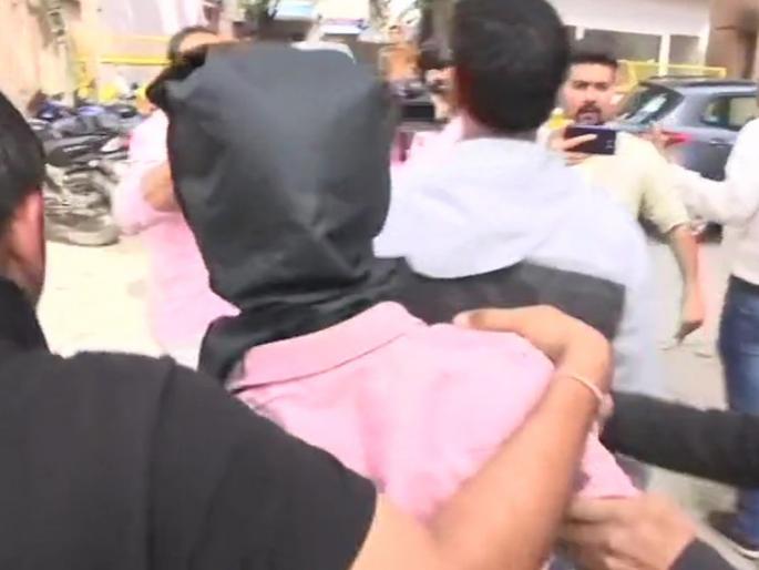 Delhi Violence: Ankita Sharma was the second accused known by the five names pda | Delhi Violence : "या" पाच नावाने ओळखला जात होता अंकित शर्मा हत्येतील दुसरा आरोपी 