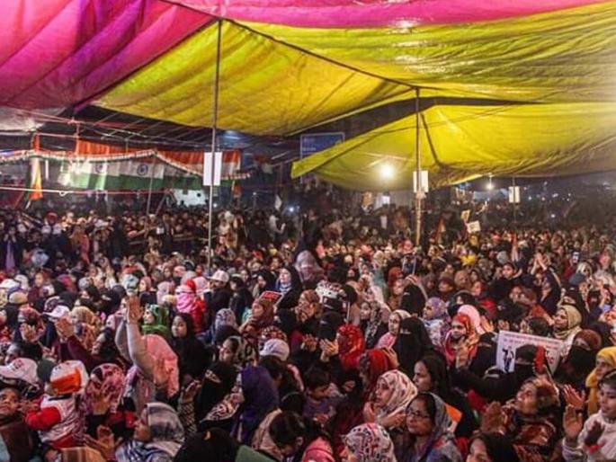 Coronavirus : The protesters in the Shaheen baug have no fear of Corona; Refusing to withdraw the agitation pda | Coronavirus : शाहीन बागेतील आंदोलकांना कोरोनाचीही नाही भीती; आंदोलन मागे घेण्यास नकार Coronavirus : The protesters in the Shaheen baug have no fear of Corona; Refusing to withdraw the agitation pda | Coronavirus : शाहीन बागेतील आंदोलकांना कोरोनाचीही नाही भीती; आंदोलन मागे घेण्यास नकार
