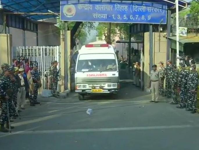 Nirbhaya Case: What if convict's dead bodies were not taken over by the family? Government has only one option pda | Nirbhaya Case : नराधमांचे मृतदेह कुटुंबीयांनी ताब्यात न घेतल्यास काय? सरकारकडे एकच पर्याय Nirbhaya Case: What if convict's dead bodies were not taken over by the family? Government has only one option pda | Nirbhaya Case : नराधमांचे मृतदेह कुटुंबीयांनी ताब्यात न घेतल्यास काय? सरकारकडे एकच पर्याय
