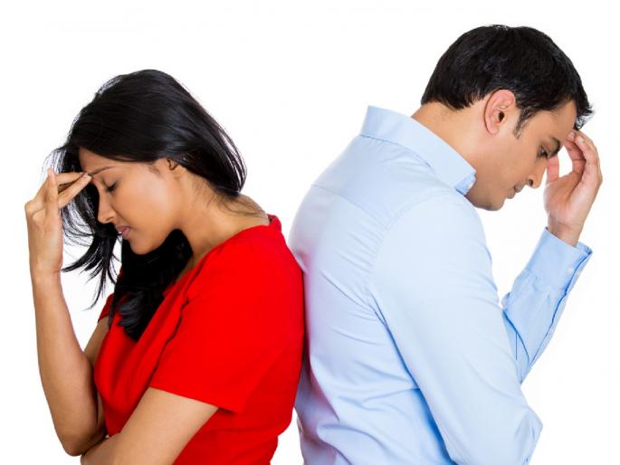 These habits of women can never make happier myb | पार्टनरच्या चुकीच्या वागण्यामुळे नाही तर 'या' कारणामुळे महिला सतत चिडचिड करतात These habits of women can never make happier myb | पार्टनरच्या चुकीच्या वागण्यामुळे नाही तर 'या' कारणामुळे महिला सतत चिडचिड करतात