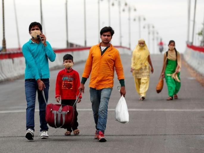 migrant workers to return home states within 15 days orders supreme court | स्थलांतरीत मजुरांना 15 दिवसांत घरी पाठवा, त्यांच्यावरील गुन्हे रद्द करा; सर्वोच्च न्यायालयाचा महत्त्वाचा निर्णय migrant workers to return home states within 15 days orders supreme court | स्थलांतरीत मजुरांना 15 दिवसांत घरी पाठवा, त्यांच्यावरील गुन्हे रद्द करा; सर्वोच्च न्यायालयाचा महत्त्वाचा निर्णय