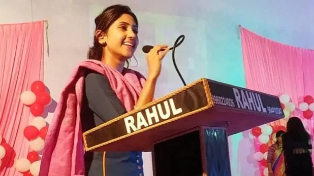 coronavirus: What is the need for politics on migrate worker? - Aditi Singh BKP | coronavirus:...असल्या राजकारणाची काय गरज? बस प्रकरणावरून काँग्रेसच्या बंडखोर आमदाराचा पक्षाला घरचा अहेर   coronavirus: What is the need for politics on migrate worker? - Aditi Singh BKP | coronavirus:...असल्या राजकारणाची काय गरज? बस प्रकरणावरून काँग्रेसच्या बंडखोर आमदाराचा पक्षाला घरचा अहेर