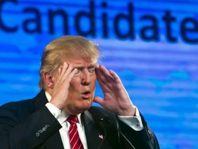 white house press secretory flashed trumps personal bank information SSS | बापरे! एक चूक झाली अन् सर्वांना कळले डोनाल्ड ट्रम्प यांचे बँक डिटेल्स