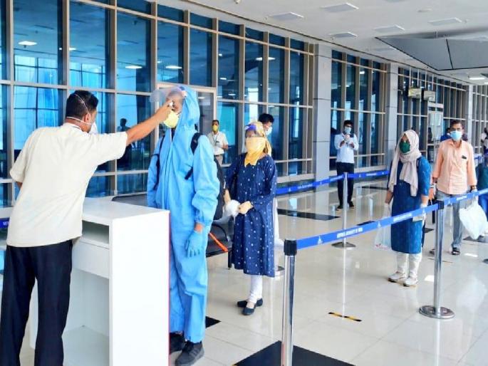 People who came from abroad to india bring 8 other viruse related to respiration myb | परदेशातून आलेल्या लोकांना फक्त कोरोनाच नाही; तर 'या' ८ व्हायरसचा असू शकतो धोका People who came from abroad to india bring 8 other viruse related to respiration myb | परदेशातून आलेल्या लोकांना फक्त कोरोनाच नाही; तर 'या' ८ व्हायरसचा असू शकतो धोका