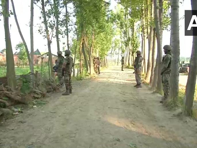 Jammu And Kashmir pakistan violates ceasefire jammu kashmir jawan martyr | Jammu And Kashmir : सीमारेषेवर पाकिस्तानच्या कुरापती सुरूच; एक जवान शहीद Jammu And Kashmir pakistan violates ceasefire jammu kashmir jawan martyr | Jammu And Kashmir : सीमारेषेवर पाकिस्तानच्या कुरापती सुरूच; एक जवान शहीद