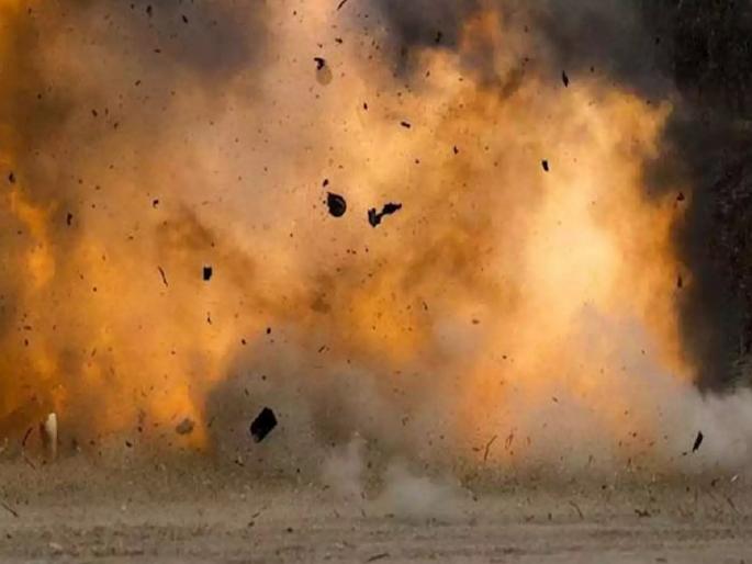 Kabul is shaking! An IED exploded at a mosque during prayers, killing all four, including the imam | काबुल हादरलं!  नमाजावेळी मशिदीत IED स्फोट, इमामासह चौघांचा मृत्यू  Kabul is shaking! An IED exploded at a mosque during prayers, killing all four, including the imam | काबुल हादरलं!  नमाजावेळी मशिदीत IED स्फोट, इमामासह चौघांचा मृत्यू