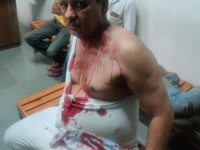 A father and daughter were stabbed to death in Balaji Peth | बालाजी पेठेत पिता-पुत्रीवर तीक्ष्ण हत्याराने वार