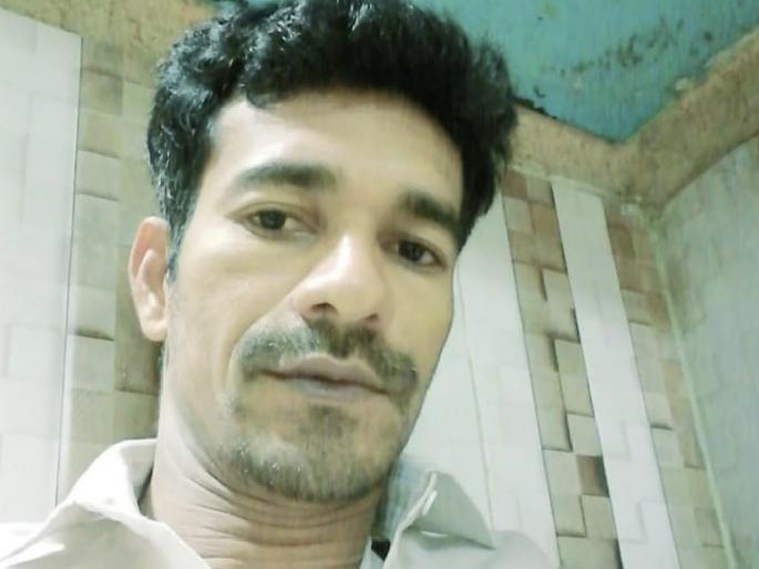 Stunned by not wearing a mask, Taylor fired angrily | मास्क न घातल्याने हटकले होते, राग मनात ठेवून टेलरने केला गोळीबार  Stunned by not wearing a mask, Taylor fired angrily | मास्क न घातल्याने हटकले होते, राग मनात ठेवून टेलरने केला गोळीबार